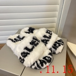 コピーブランド冬用スリッパ